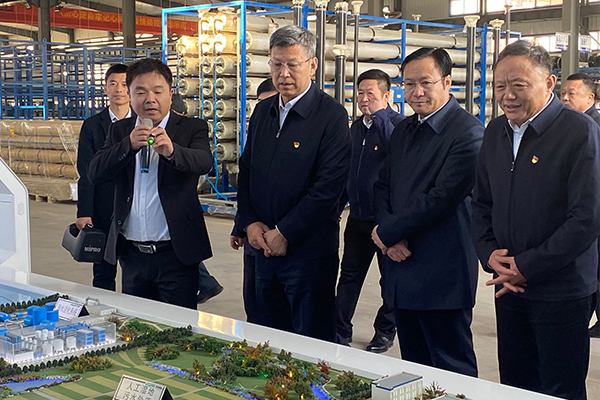 赤峰市黨政考察團蒞臨遼寧一諾環境產業集團经典伦理k8播放進行參觀考察